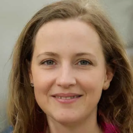 Julia Mayer